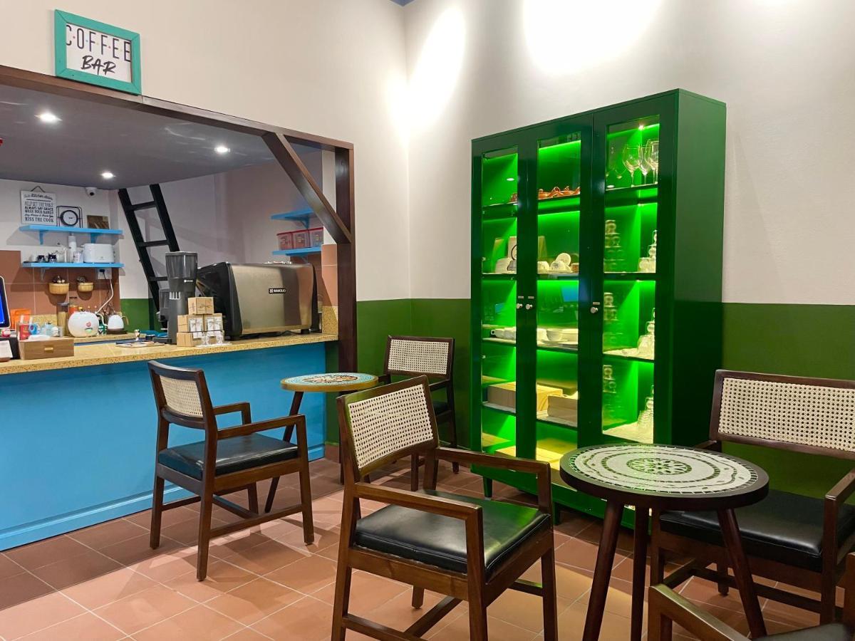Ahu Hotel & Apartment Thành Pho Ho Chí Minh Esterno foto